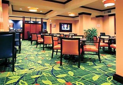 Fairfield Inn & Suites Hilton Head Island Bluffton Restoran fotoğraf